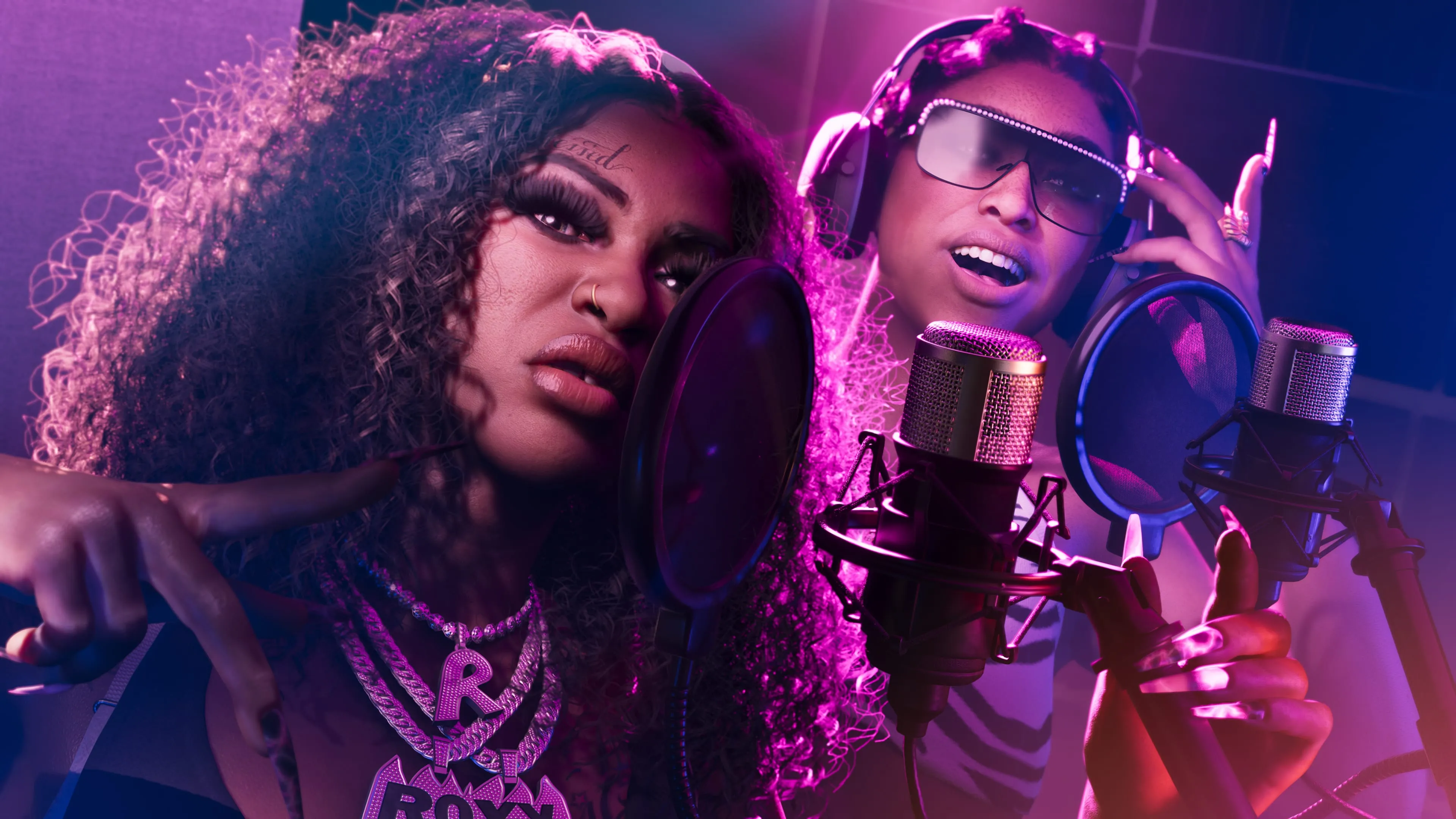 GTA 6 Real Dimez recording vocals on twin microphones